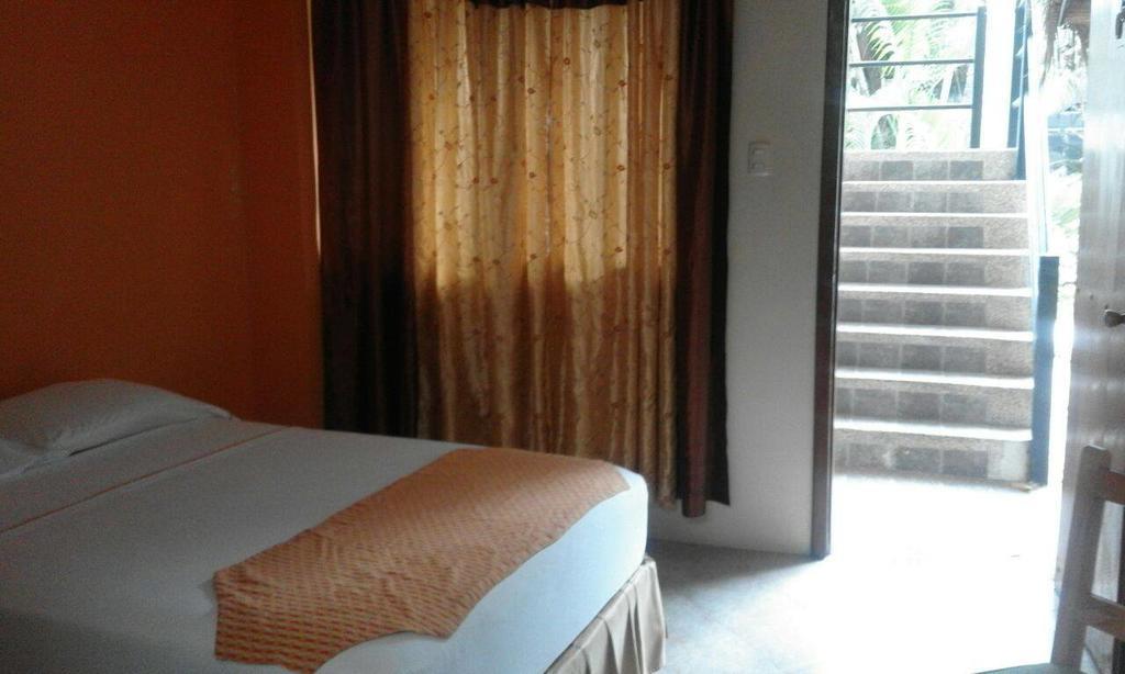 Casa De Huespedes Casita Belga Hotel Guayaquil Exterior photo